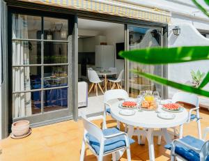 1BDR Sunny Terrace Apartment