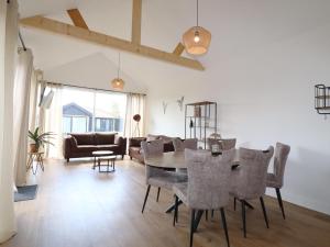 Tiny House in Anjum by Scenic Lake