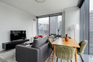 Blueground Downtown pool lounge gym nr shops ATX-257