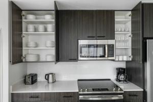 Blueground Downtown pool lounge gym nr shops ATX-257