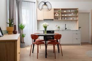 Florence Downtown by Urbanesq