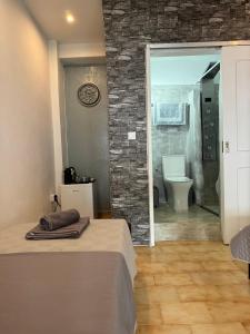 Cueva Con Vista Studios