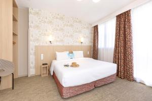 Hotels Kyriad Avignon - Palais des Papes : Chambre Double