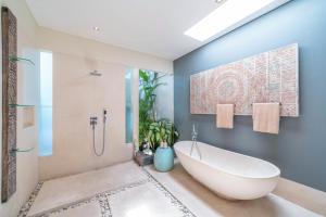 Villa Sawah - 3bd in Seminyak Center