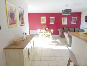 Appartements Appartement convivial a Aigues-Mortes, piscine partagee : photos des chambres