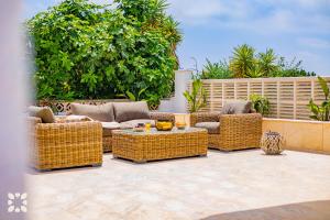 Villa Ancla Blanca by Abahana Villas