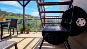 Valley Miradouro View by LovelyStay