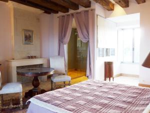 B&B / Chambres d'hotes Le Prieure de Loups : photos des chambres