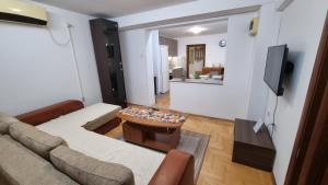 Apartment Chalovski