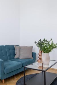 1-Bedroom Apartment - Długa 65