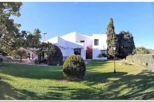 Cortijo alberca blanca beach - Chilches