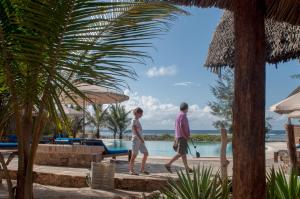 Lonno Lodge Hotel, 390 Kanani Road, Watamu 80202, Kenya.