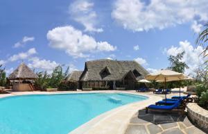 Lonno Lodge Hotel, 390 Kanani Road, Watamu 80202, Kenya.