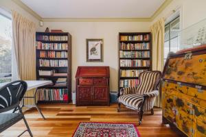 Family friendly Art Deco Garden Patio WiFi WFH