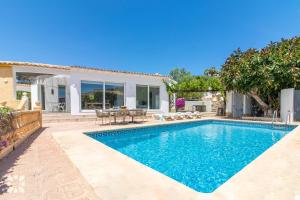 Villa Atmosfera by Abahana Villas