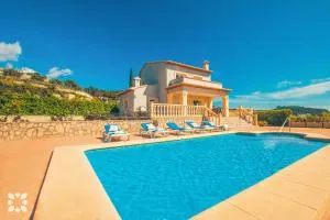 Villa Azalea by Abahana Villas - Casas Abiar