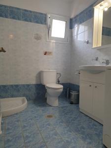 Makis Studios & Apartments