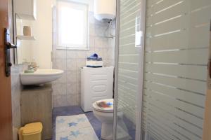 Holiday Home 3559-1 for 6 people in Veli Rat