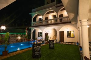 Sapphire Mansion