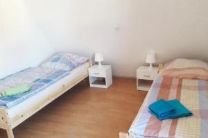 home2stay Worker House Feldstetten Kitchen,Wifi,Smart TV Parking ***