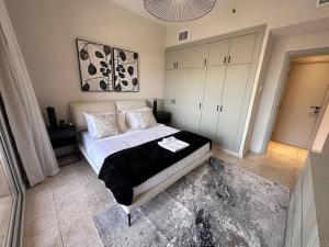 Stylish 1 BDR Apartment in JVC