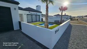 Palm Beach Villa - West Point