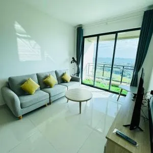 City View 2B1R cozy condo forest city - 丹戎巴來卡里汶