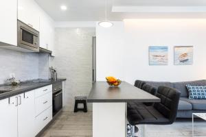 Home2Book Comfy Apartment Las Galletas Beach