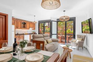 MEDANO4YOU Tropical Terrace Holiday Home