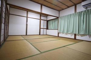 福井駅裏ハウス325貸切民泊 一日一組限定 駅から徒歩7分家族連れ団体様歓迎 安い