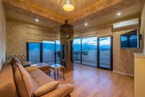 Cozy apartment with a beautiful view of old town