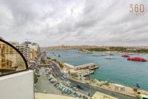 Beautiful, 3BR seafront home in Sliema Ferries by 360 Estates