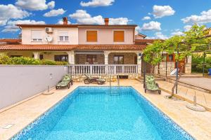 Holiday house Veli Vrh 2322