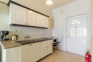 Nikos Seaside studio 4