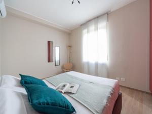 The Best Rent - Bright two-bedroom apartment in Porta Romana
