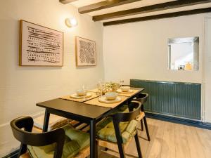 2 Bed in Combe Martin 89570