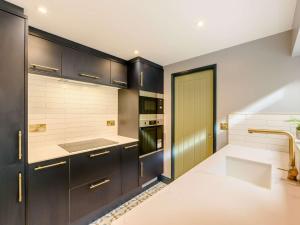 2 Bed in Combe Martin 89570