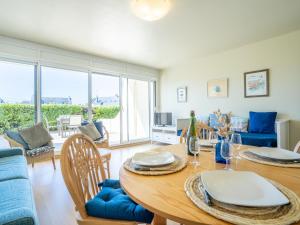 Studio Les Albatros-1 by Interhome