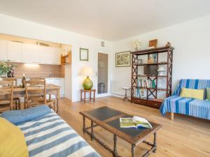 Studio Les Terrasses Port Maria-1 by Interhome