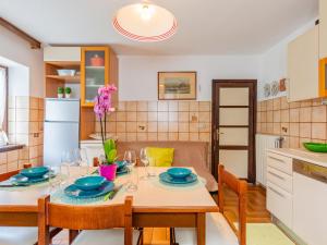 Apartment Mila by Interhome