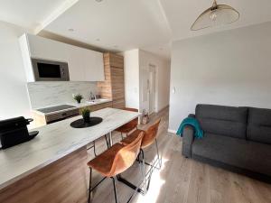 Emma - 46 pers NEUF- Hyper centre Clim Terrasse