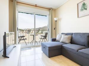 Apartment Grimaca Playa de la Concha by Interhome