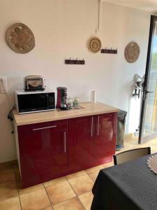 Appartements Bel appartement avec piscine : photos des chambres