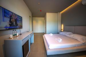 Lake View Rooms Ksamil