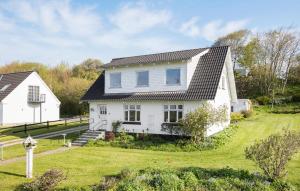 Cozy Home In Brovst With House Sea View