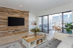 Our Cape Town Home - Beach Villa with Stunning Sea & Mountain Views!