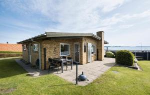 Nice Home In Broager With Kitchen