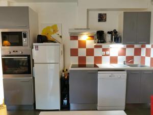 Maison conviviale à Aubignan avec piscine partagée