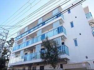 近沙滩 冲浪圣地 鵠沼海岸独立式公寓 独立卫生间 带厨房 有洗衣机 - 3hvězdičkové hotely ve městě Fudžisawa