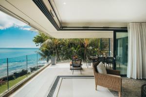 Magnificent 3 Bedroom Penthouse with Rooftop Pool